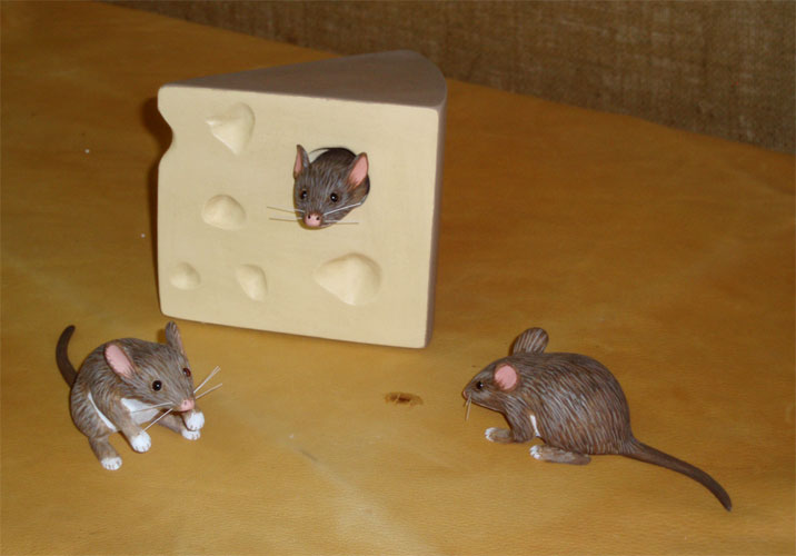 Mice Carvings by Manfred Scheel