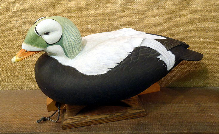 Drake Surf Scoter - carving by Ben Heinemann