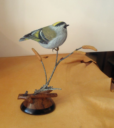 Golden Crowned Kinglet  - carved by Greg Pedersen