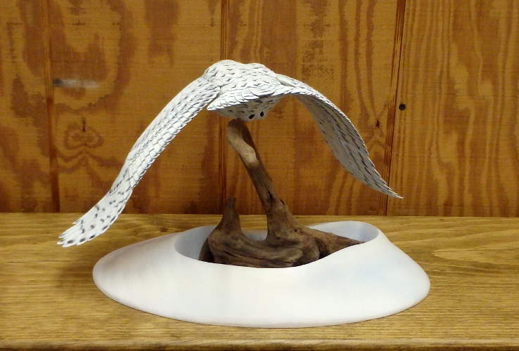 Flying Snowy Owl - 1/4 size  - carved by Harvey Wilsonj