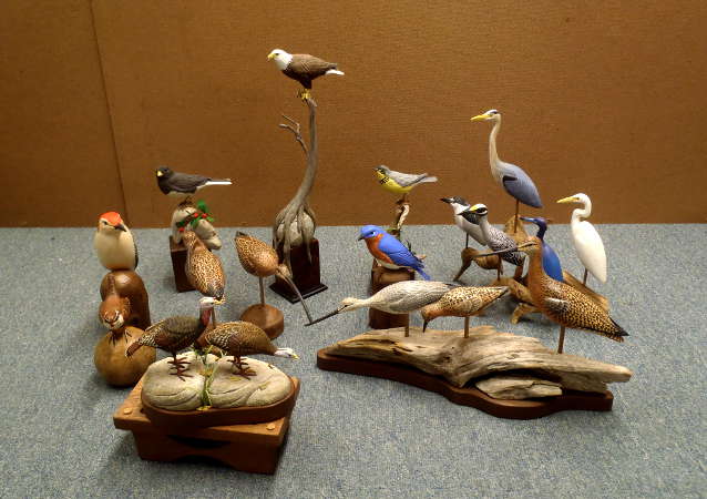 Decoratives & Slicks -  Carvings by Manfred Scheel