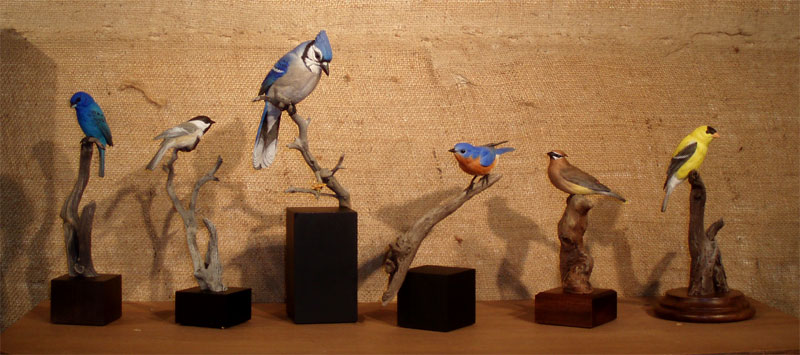 Collection of mini carvings by Bob Guge ...loading...